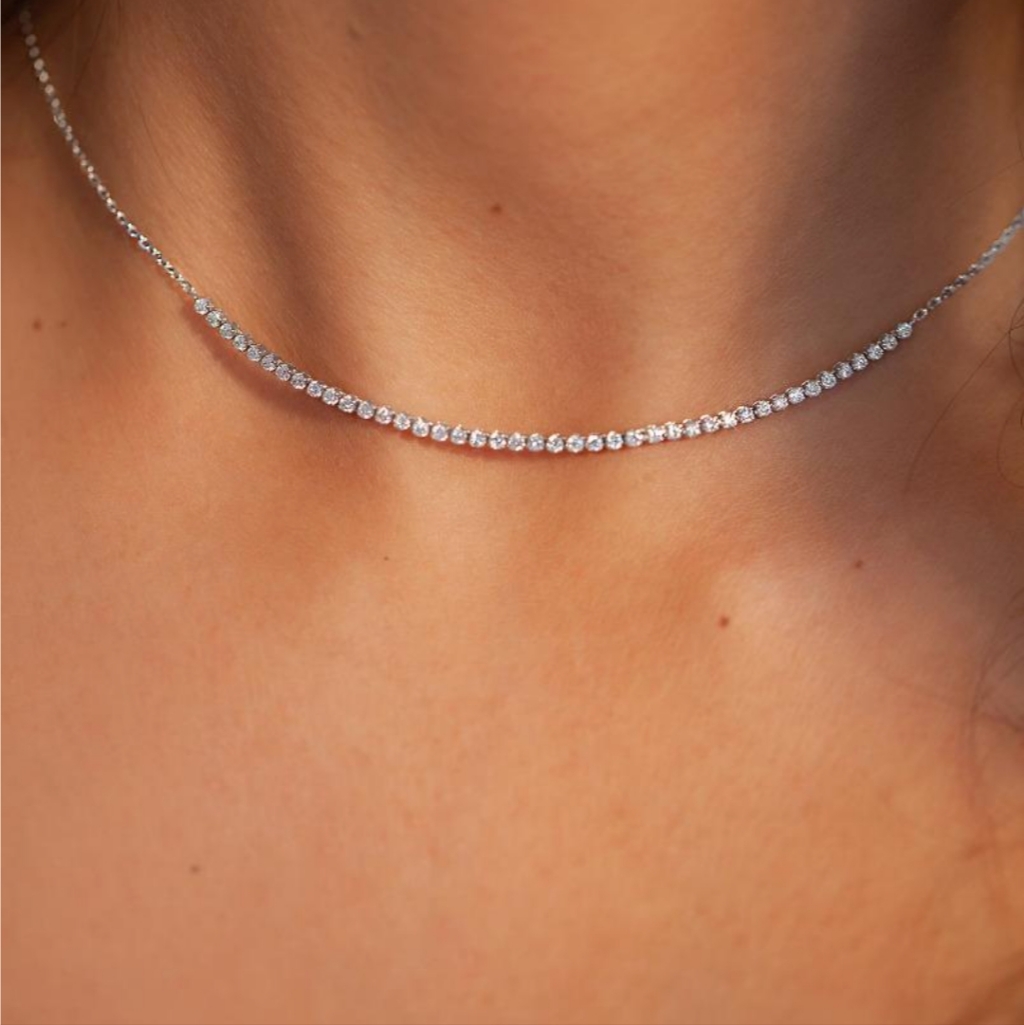 Redline Marilyn Necklace Diamond 18k Wg